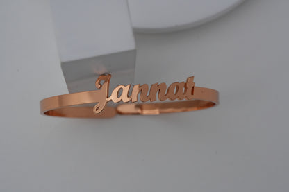 Cutting Name Bracelet